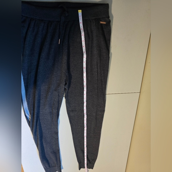 Sweaty Betty Merino Wool Joggers - Picture 6 of 7